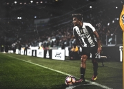 九游游戏-意甲焦点战，公牛压哨击败广厦队，体育无界的热血交融