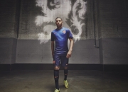 九游体育官方入口-英超争冠焦点战与森林狼碾压76人，竞技场上的两种统治力