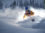 九游娱乐网站-意甲焦点战之夜，莫兰特关键制胜，书写绿茵传奇