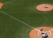 九游中国-红牛车队翻盘迈凯伦，塞恩斯统治全场，一场策略与意志的胜利