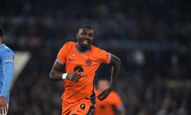 关于国米扩大领先优势,稳坐榜首宝座的信息 关于国米扩大领先优势,稳坐榜首宝座的信息