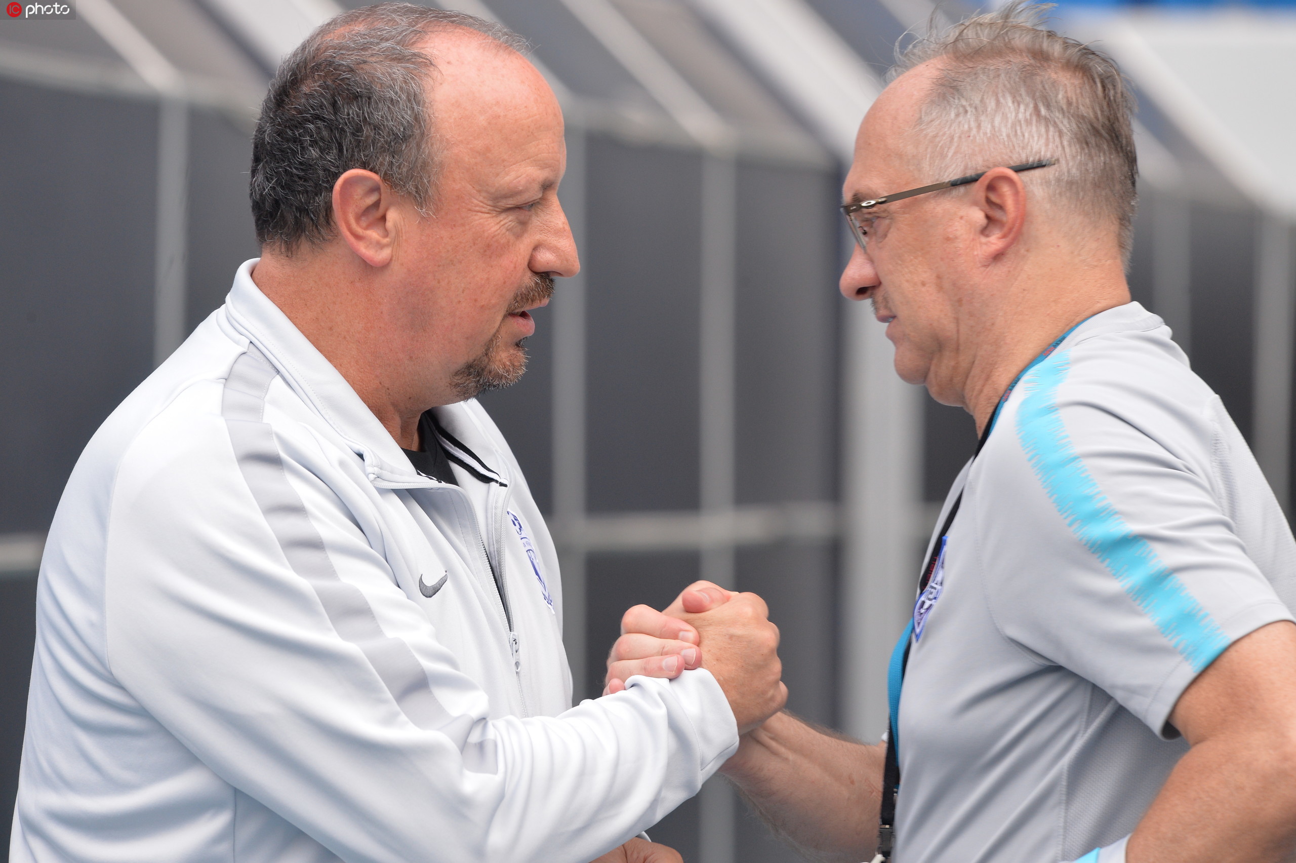 包含爵士队窘况处境,需迅速调整备战下一场的词条 包含爵士队窘况处境,需迅速调整备战下一场的词条