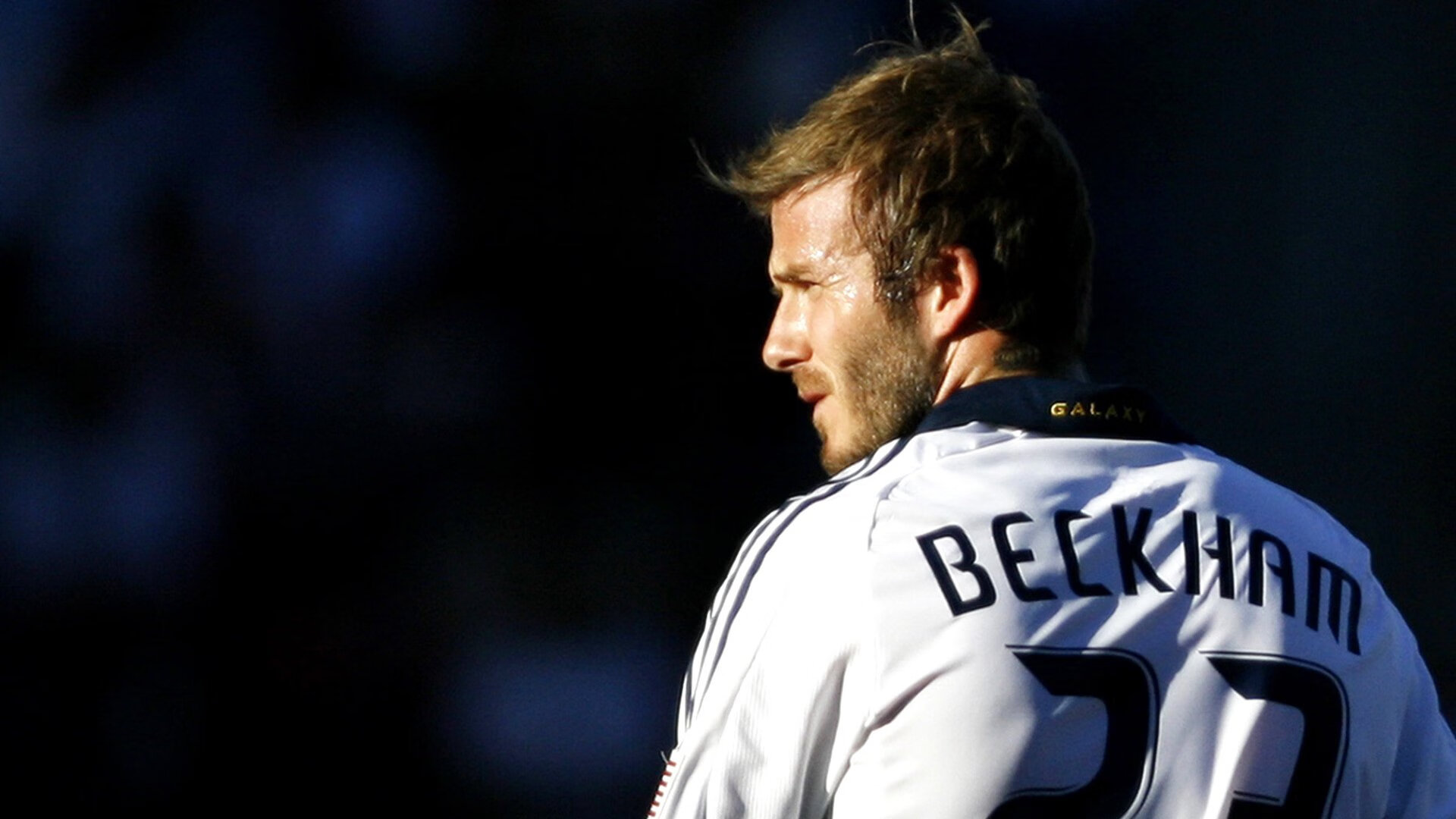 当英超争冠战遇见尼克斯淘汰北京队，体育世界里的唯一性瞬间