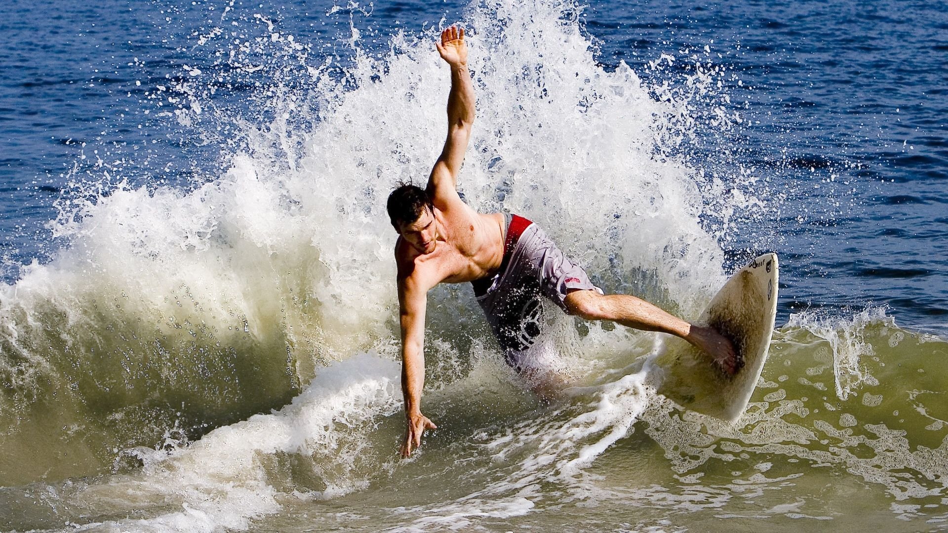 年度焦点之战之夜，文班亚马扛起全队