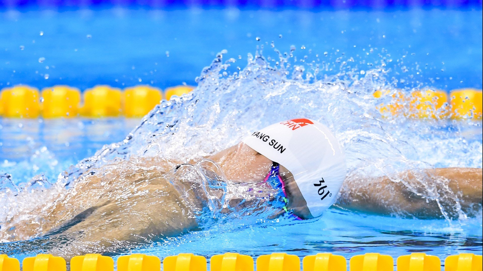 跨洋对决！广东队加时鏖战尼克斯，西亚卡姆致命一击定乾坤